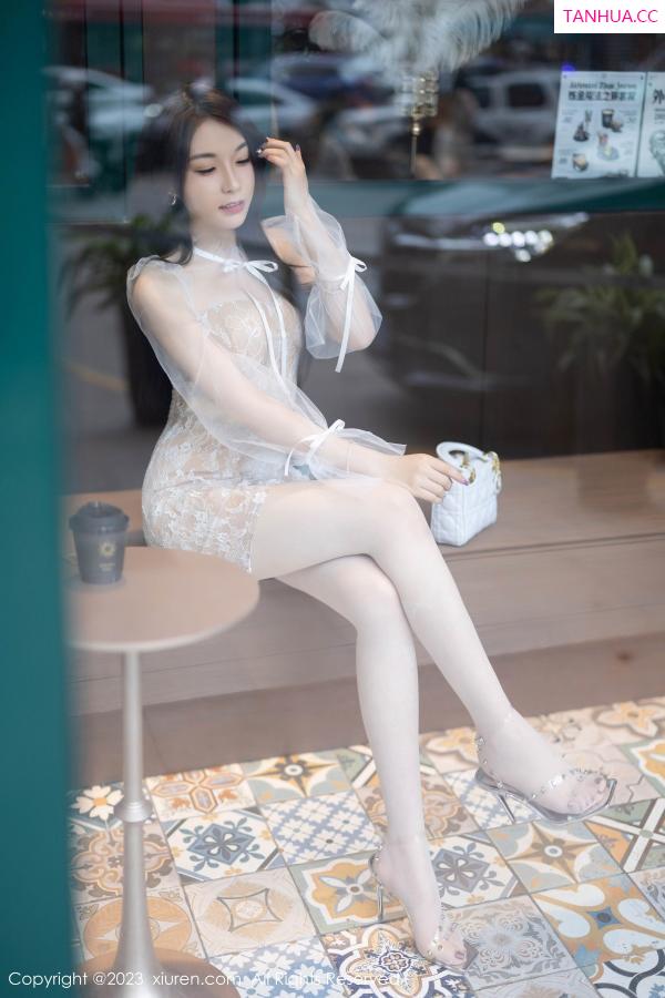 陈芝 芝芝Booty [XiuRen]高清写真图 2023.07.20 No.7112 徐莉芝Booty 娇美身段第4张图片
